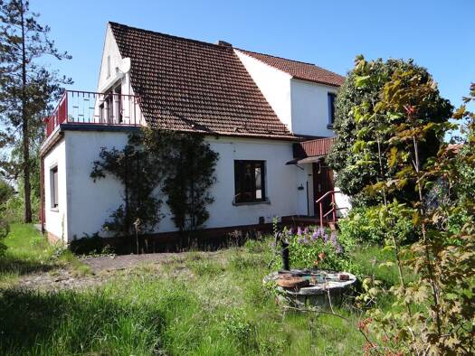Haus zum Kauf 95.000 € 4 Zimmer 110 m² 1.250 m² Grundstück frei ab sofort Forster Straße 2 Niesky 02906