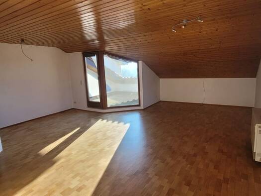 Wohnung zur Miete 730 € 2 Zimmer 69,4 m² Geschoss 3/4 frei ab 01.10.2026 Reichenbach an der Fils 73262