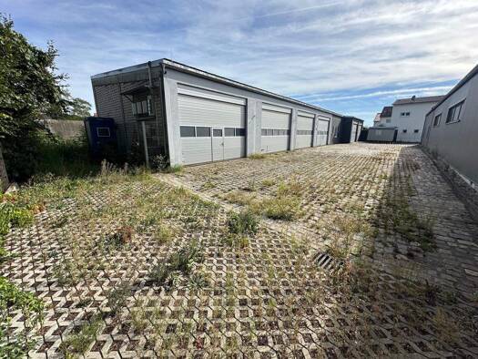 Halle/Industriefläche zur Miete provisionsfrei 2.200 € 200 m² Lagerfläche Pommernstraße 13c Anger Erlangen 91052