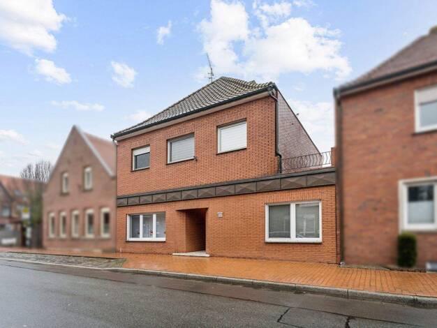 Mehrfamilienhaus zum Kauf 319.000 € 10 Zimmer 189 m² 606 m² Grundstück Nienborg Heek 48619