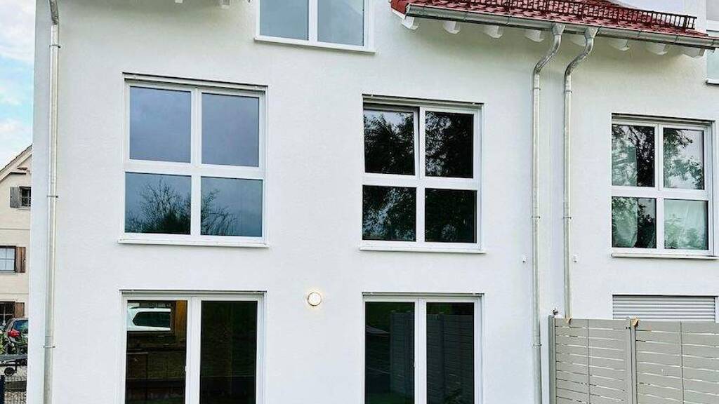 Doppelhaushälfte zum Kauf 985.000 € 5 Zimmer 163 m² 419 m² Grundstück frei ab 28.02.2026 Obermühlhausen Dießen am Ammersee 86911