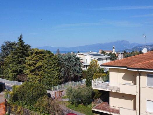 Wohnung zum Kauf 450.000 € 3 Zimmer 133 m² frei ab sofort Vicolo Casara , 9 LAZISE 37017