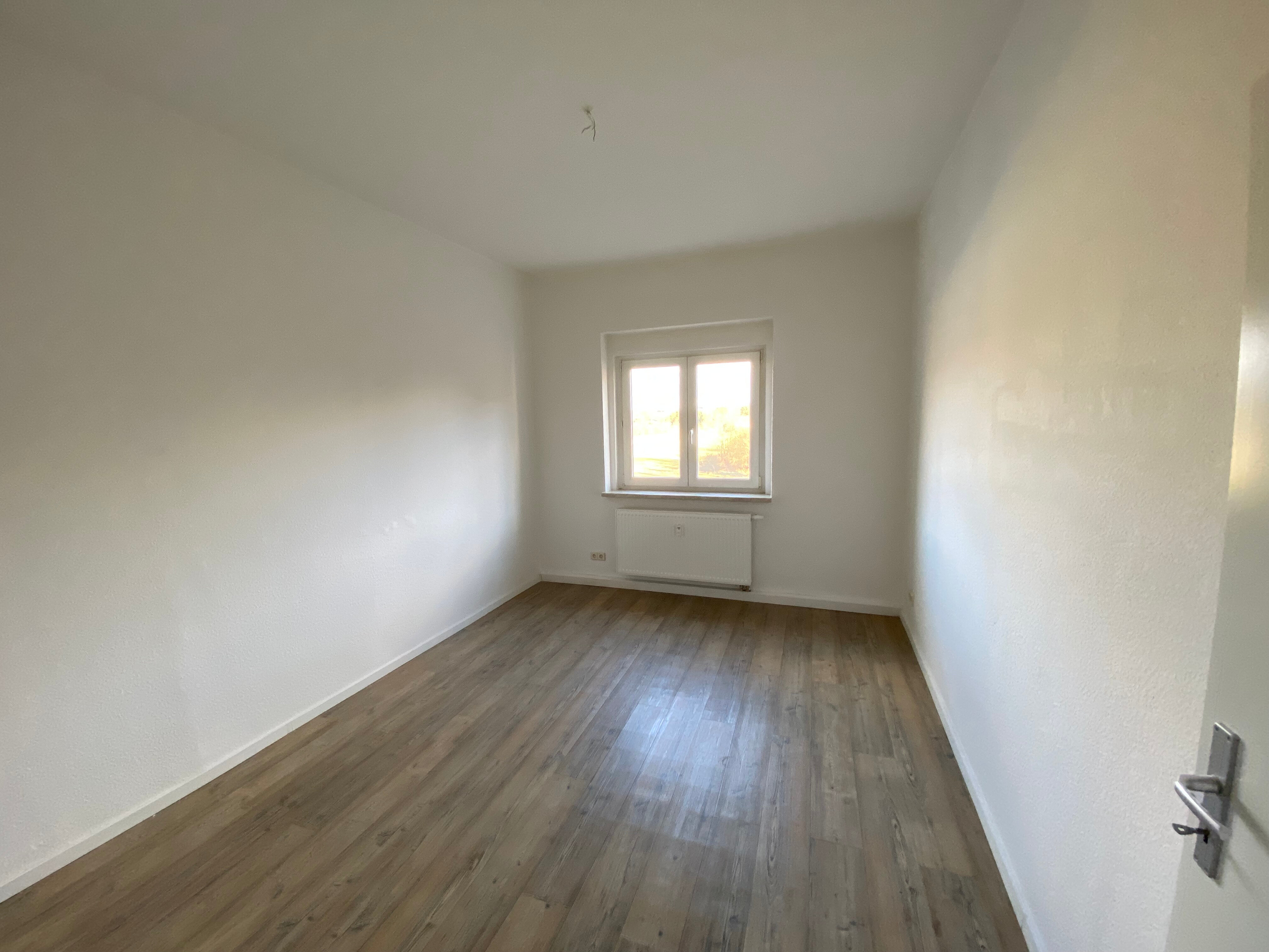 Studio zur Miete 225 € 2 Zimmer 45,8 m²<br/>Wohnfläche 2.<br/>Geschoss Schrödelstr. 6 Alt Chrieschwitz Plauen 08529