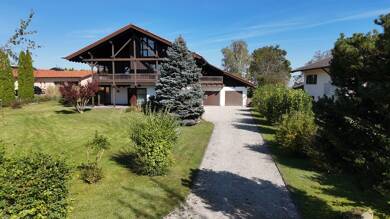 Einfamilienhaus zum Kauf provisionsfrei 1.250.000 € 8 Zimmer 240 m² 1.973 m² Grundstück Nunbichl Trostberg 83308