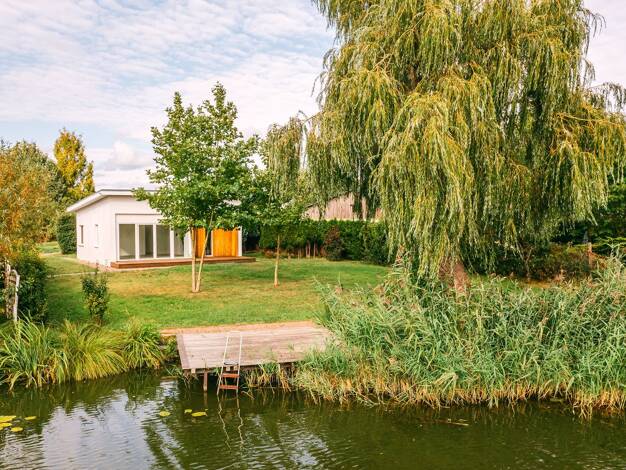 Bungalow zum Kauf 560.000 € 2 Zimmer 75 m² 918 m² Grundstück Dom Brandenburg an der Havel 14776