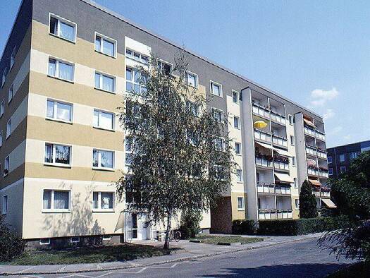 Wohnung zur Miete 496 € 4 Zimmer 65 m² 4. Geschoss frei ab 01.10.2026 Jessener Straße 1 Leuben Ortsamtsbereich Leuben 01257