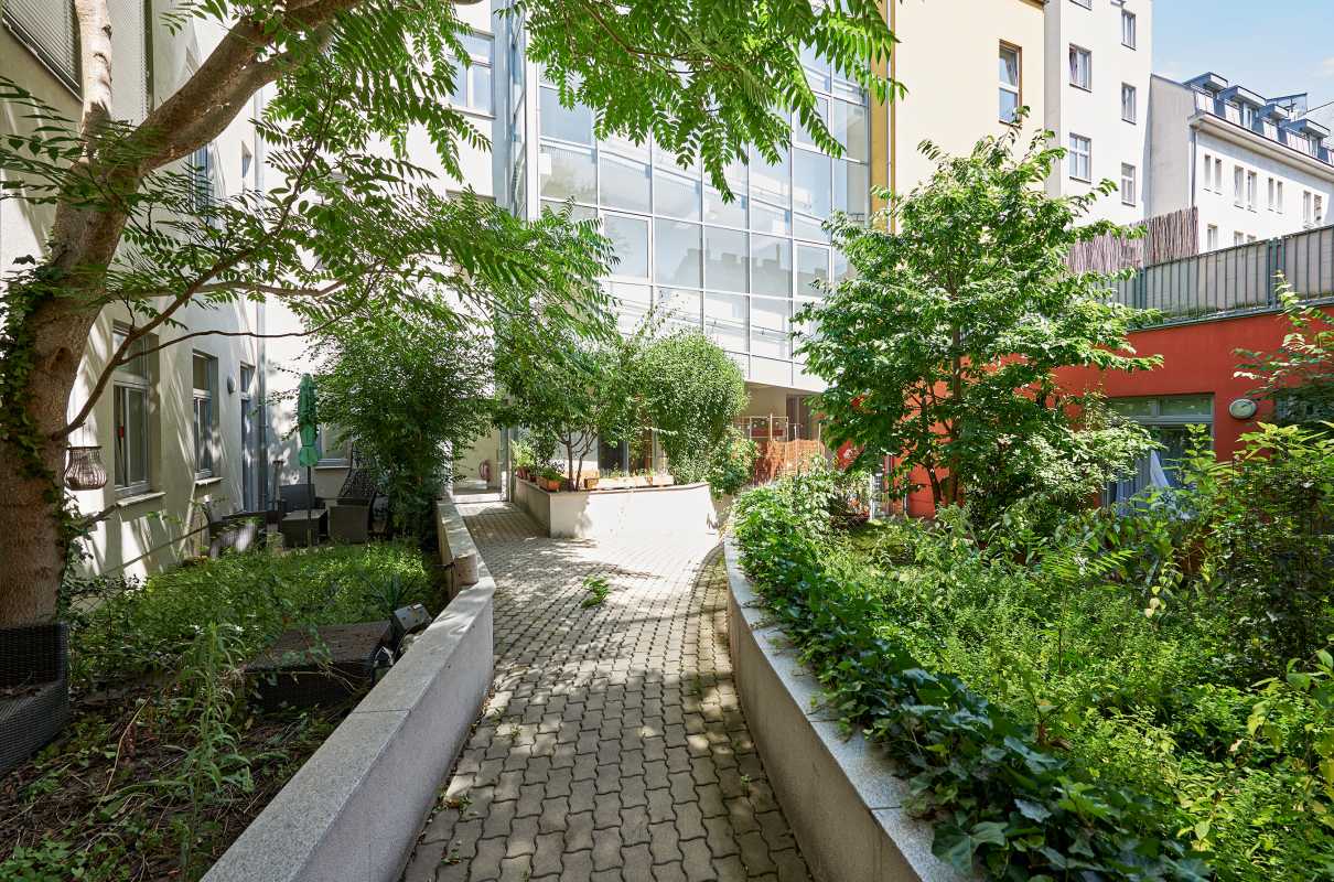 Wohnung zum Kauf 225.000 € 2 Zimmer 70 m²<br/>Wohnfläche Zinckgasse 15-17 Wien 1150