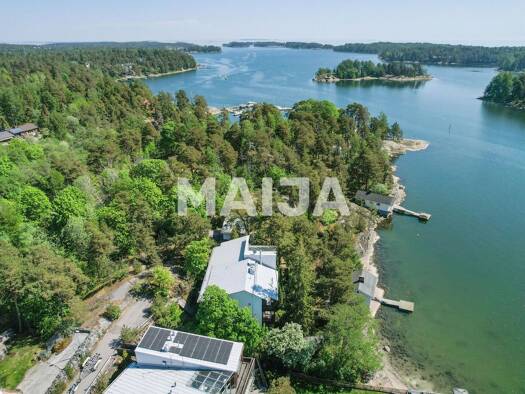 Einfamilienhaus zum Kauf 2.500.000 € 8 Zimmer 287 m² 2.820 m² Grundstück Kallioniementie 11 Helsinki 00870