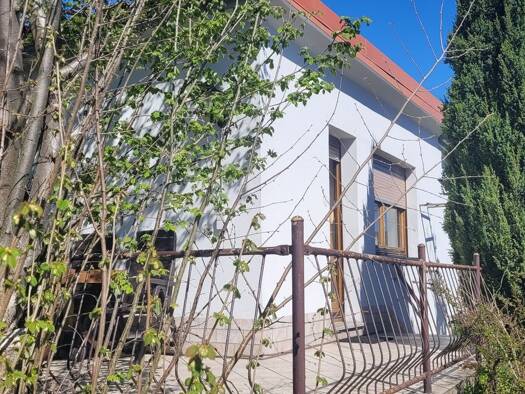 Einfamilienhaus zum Kauf 181.000 € 5 Zimmer 120 m² 1.253 m² Grundstück Bernsdorf Bernsdorf 02994