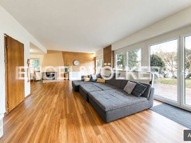 Einfamilienhaus zum Kauf 590.000 € 6 Zimmer 160 m² 726 m² Grundstück Hochfeld-Steinberg Schweinfurt 97422