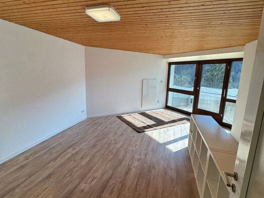 Maisonette zum Kauf provisionsfrei 120.000 € 2,5 Zimmer 67,5 m² frei ab sofort Schönmünzach Baiersbronn 72270