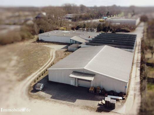 Produktionshalle zum Kauf 2.950.000 € 3.558 m² Lagerfläche Im Neuen Felde 54 Uelzen 29525