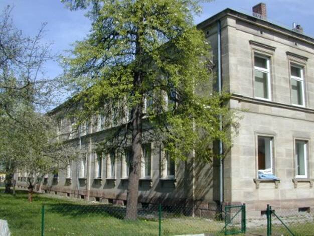 Wohnung zur Miete 1.114 € 3 Zimmer 95,3 m² frei ab 02.05.2026 Spenglerstr. 13 Steinbühl Nürnberg 90443