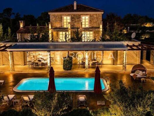 Einfamilienhaus zum Kauf 370.000 € 4 Zimmer 163 m² Žerava Nin 23232