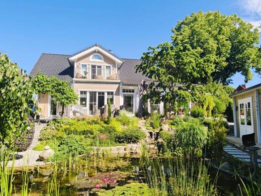 Einfamilienhaus zum Kauf provisionsfrei 810.000 € 5,5 Zimmer 210 m² 910 m² Grundstück Lindenweg 11 Fresendorf Giekau 24321