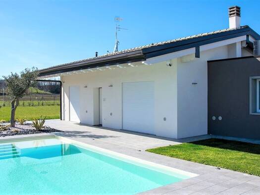 Villa zum Kauf - Erstbezug 580.000 € 5 Zimmer 180 m² 600 m² Grundstück frei ab sofort Viale Roma Lonato del Garda