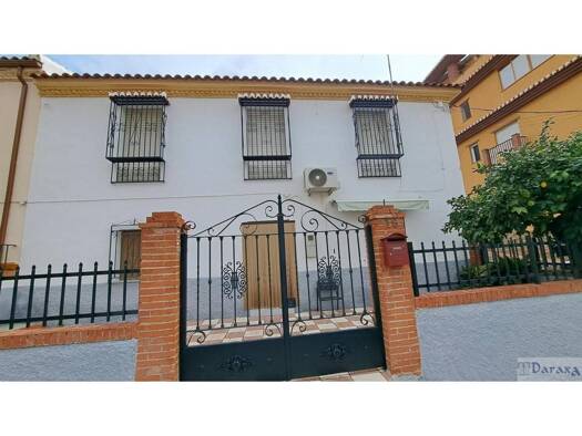 Villa zum Kauf 299.000 € 4 Zimmer 272 m² Avd Constitución 16 Cenes de la Vega 18190