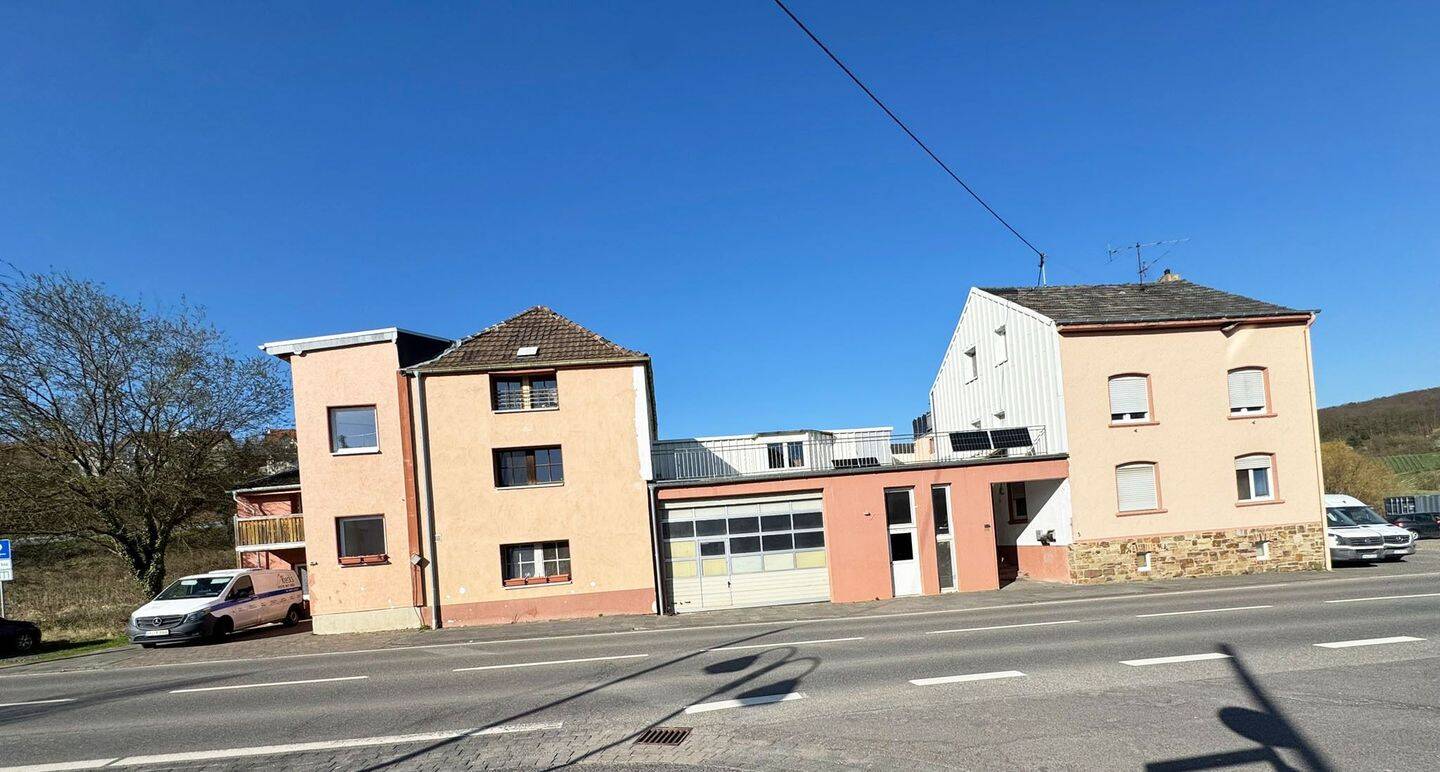 Property thumbnail 2