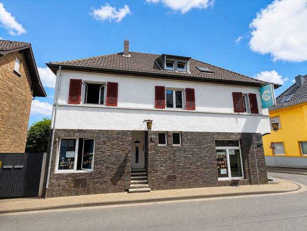 Einfamilienhaus zum Kauf 10 Zimmer 229,8 m² 196 m² Grundstück Alfter 53347