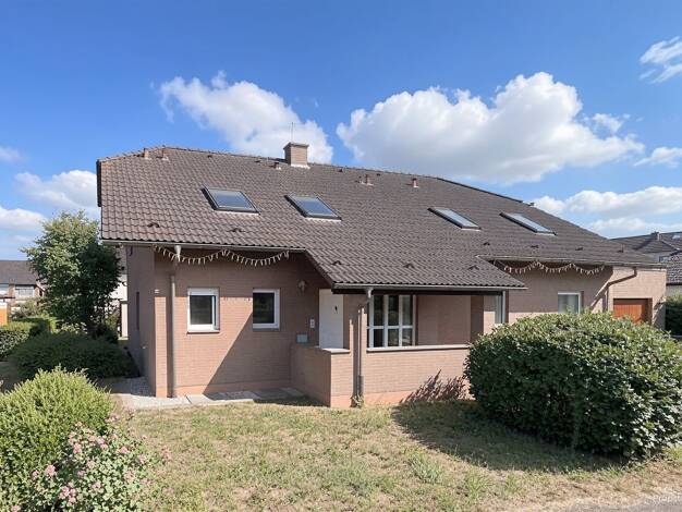 Einfamilienhaus zur Miete 1.800 € 3,5 Zimmer 120 m² 580 m² Grundstück Gronau Bad Vilbel 61118