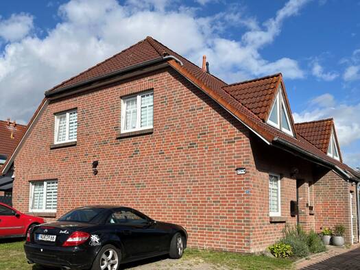 Doppelhaushälfte zum Kauf 299.000 € 4 Zimmer 100 m² 215 m² Grundstück Bargebur Norden 26506