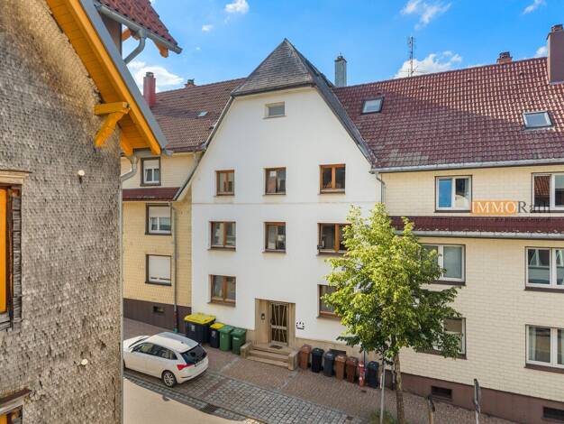 Mehrfamilienhaus zum Kauf 460.000 € 9 Zimmer 247 m² 254 m² Grundstück Stadtgebiet Furtwangen im Schwarzwald 78120