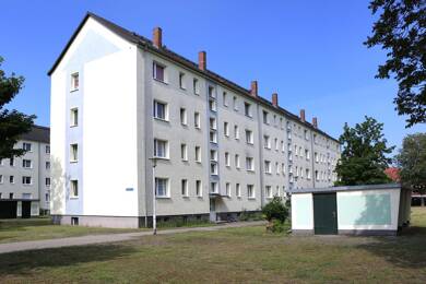 Wohnung zur Miete 500 € 4 Zimmer 69,4 m² 3. Geschoss frei ab sofort Erich-Weinert-Str. 16 Premnitz Premnitz 14727