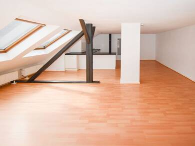 Wohnung zur Miete 750 € 3 Zimmer 95 m² Dachgeschoss, 4. Geschoss Hildesheim 31134