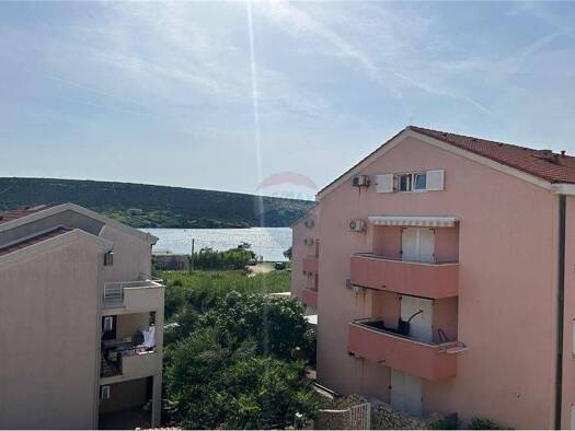 Wohnung zur Miete 2.400 € 4 Zimmer 69 m² Novalja