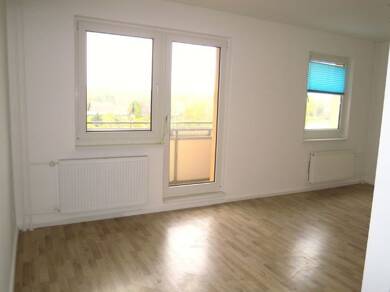 Wohnung zur Miete 651 € 3 Zimmer 67,8 m² 3. Geschoss frei ab sofort Platanenring 8-19 Beelitz Beelitz 14547