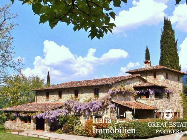 Bauernhaus zum Kauf 1.400.000 € 30 Zimmer 930 m² 186.599 m² Grundstück Chiusi Della Verna 52010