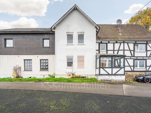 Einfamilienhaus zum Kauf 295.000 € 8 Zimmer 183 m² 1.744 m² Grundstück Rossenbach Waldbröl 51545