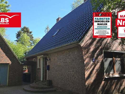 Einfamilienhaus zum Kauf 198.000 € 4 Zimmer 130 m² 995 m² Grundstück frei ab 01.10.2026 Hohegohlstraße 51 Walle Aurich 26607