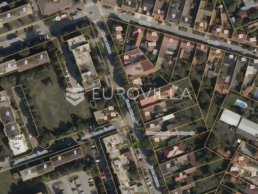 Haus zum Kauf 750.000 € 20 Zimmer 1.622 m² Lapovci Vinkovci