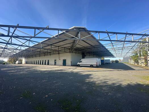 Halle/Industriefläche zur Miete 1.000 m² Lagerfläche teilbar ab 200 m² Kernstadt Paderborn 33100