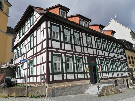 Bürofläche zur Miete provisionsfrei 415 € 2,5 Zimmer 53,4 m² Bürofläche Pfarrstraße 2 Suhl Suhl 98527