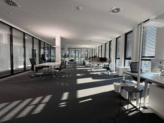 Bürofläche zur Miete 2.104 € Hemelingen Bremen 28309