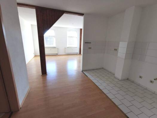 Wohnung zur Miete 449 € 2 Zimmer 65 m² frei ab sofort Forsterstraße 41 Innenstadt Mitte 06112