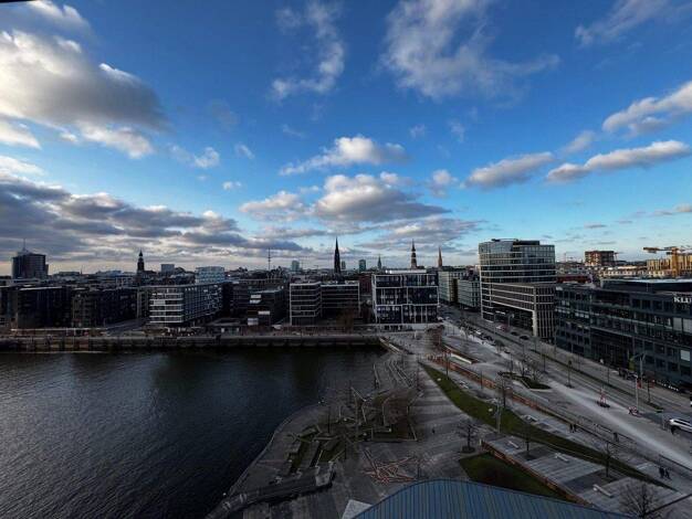 Wohnung zur Miete 2.500 € 2 Zimmer 133,7 m² Am Strandkai 3 HafenCity Hamburg 20457