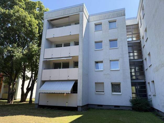 Wohnung zum Kauf provisionsfrei 292.000 € 4 Zimmer 79,3 m² 2. Geschoss Düsseldorfer Straße 4 Delkenheim Wiesbaden 65205