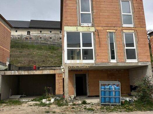 Einfamilienhaus zum Kauf 250.000 € 5 Zimmer 122 m² 294 m² Grundstück Neuzeug 4523