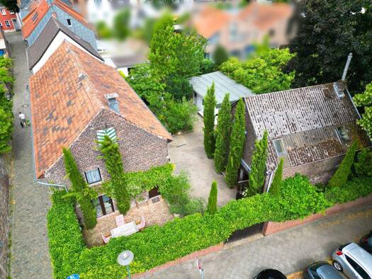 Haus zum Kauf 1.790.000 € 7 Zimmer 176 m² 476 m² Grundstück Kaiserswerth Düsseldorf 40489