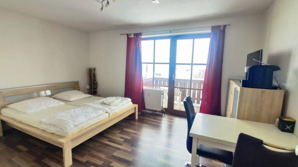 Studio zur Miete 340 € 1 Zimmer 25 m² Geschoss 1/2 frei ab sofort Ahornweg 2 Zwiesel 94227