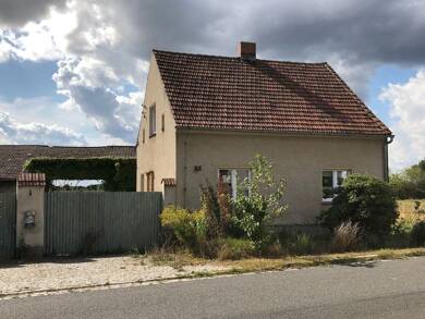 Einfamilienhaus zum Kauf provisionsfrei 19.900 € 4 Zimmer 80 m² 1.341 m² Grundstück Torgauer Str. 49 Doberlug-Kirchhain Doberlug-Kirchhain 03253