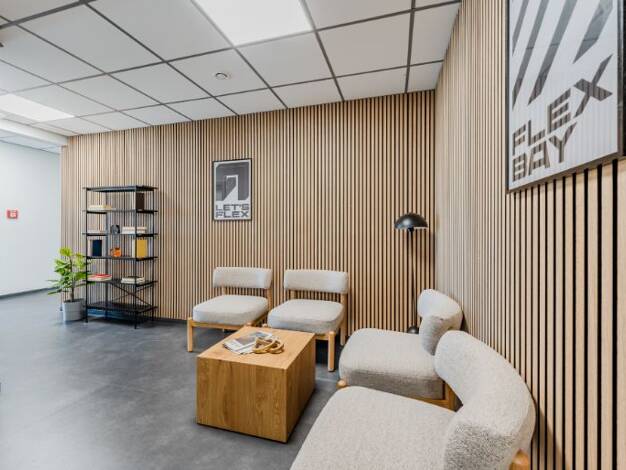 Bürofläche zur Miete provisionsfrei 271 € 17 m² Bürofläche Möbelhof Industriegelände Potsdam 14478