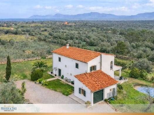 Bauernhaus zum Kauf 1.200.000 € 5 Zimmer 243 m² Santa Margalida 07450
