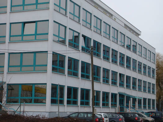 Bürogebäude zur Miete 580 € 79,2 m² Bürofläche Grenzstraße 26 Freiimfelde Halle 06112
