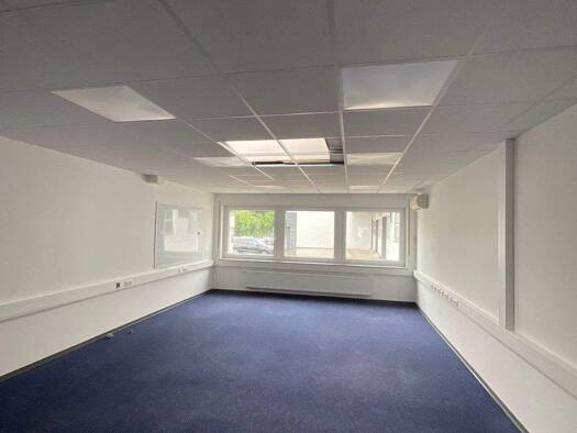 Bürofläche zur Miete 1.500 € 5 Zimmer 185 m² Bürofläche Niesig Fulda 36039