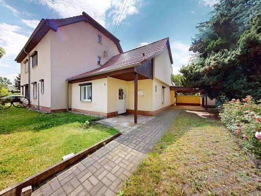 Doppelhaushälfte zum Kauf 160.000 € 4 Zimmer 122 m² 808 m² Grundstück Beuna Merseburg 06217