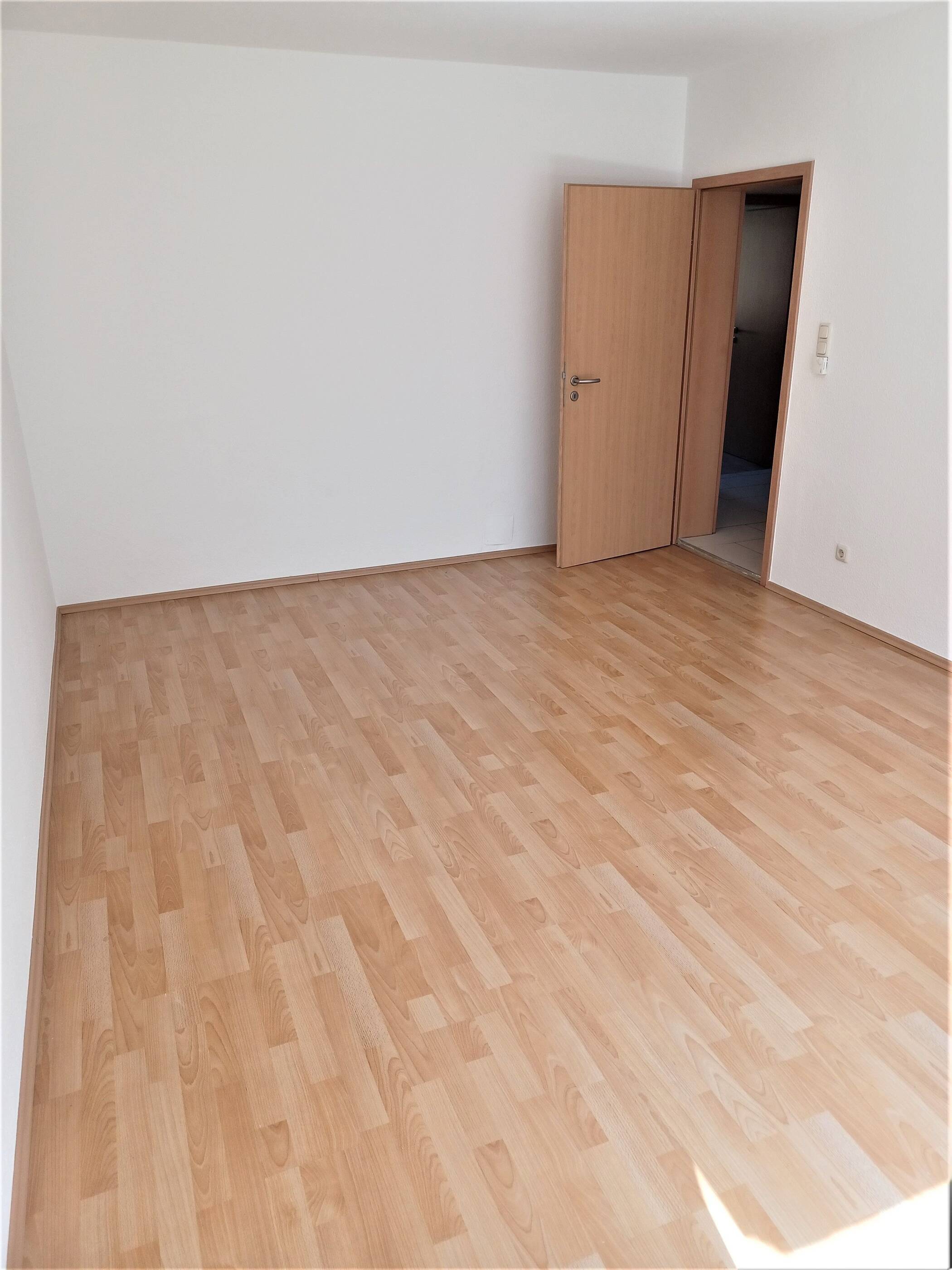 Schön geschnittene 3-Zimmer-Wohnung unterhalb der Kaiserburg – Tetzelgasse 17, 90403 Nürnberg – Vorschaubild 9